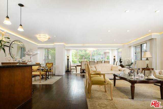 865 Comstock Ave #2A Los Angeles, CA 90024