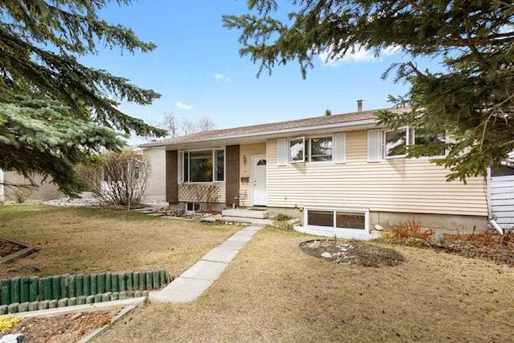 43 Allandale Close SE Calgary, AB T2H 1W1