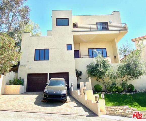 23630 Clover Trl Calabasas, CA 91302