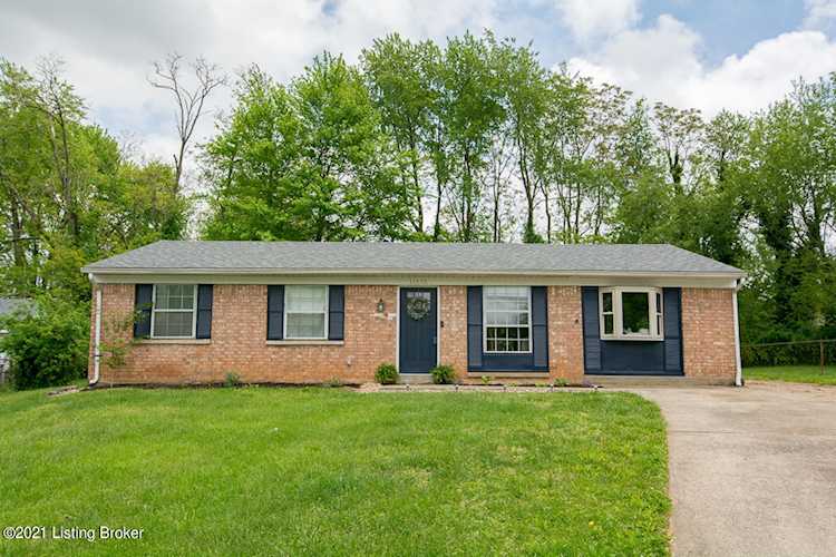 11415 Center Hill Ct Louisville, KY 40241