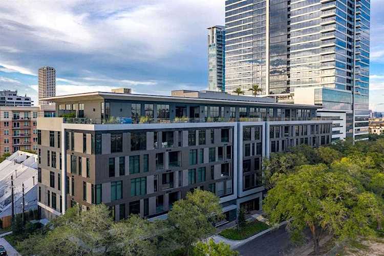 2710 Steel St Houston, TX 77098