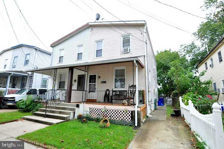 128 Spring Garden St Riverside, NJ 08075