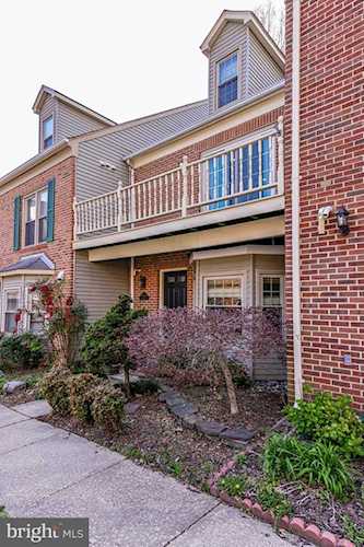7545 Chrisland Cove Falls Church, VA 22042