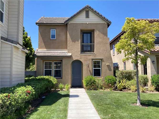 723 Nile River Dr Oxnard, CA 93036