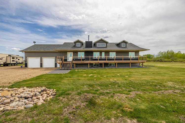542083 Range Road 184 Rural Lamont County, AB T0B 0W0