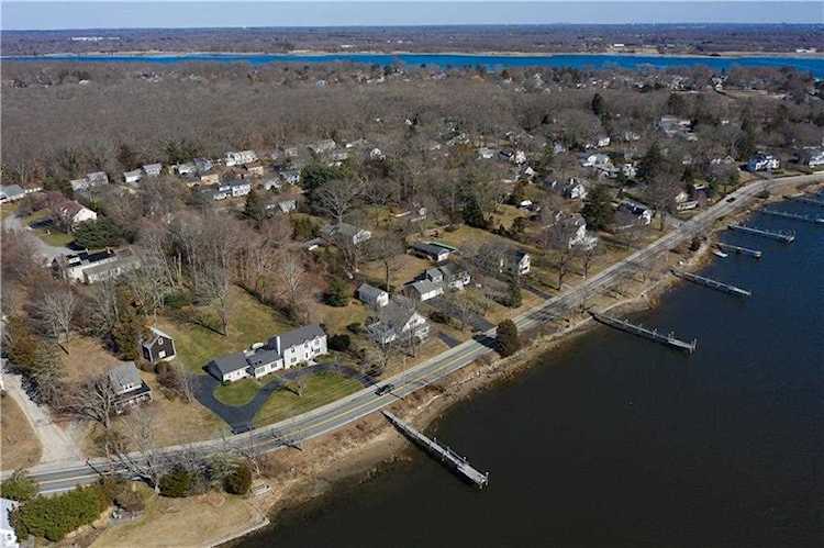 159 New Meadow Rd Barrington, RI 02806