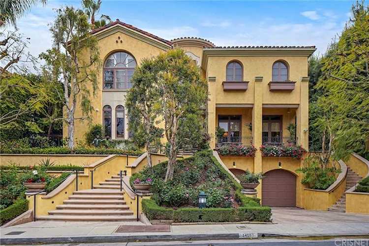 14151 Beresford Rd Beverly Hills, CA 90210