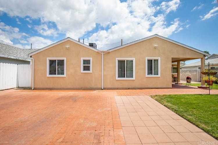 8158 Jamieson Ave Reseda, CA 91335