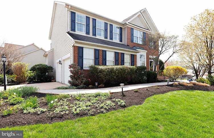 20808 Rainsboro Dr Ashburn, VA 20147