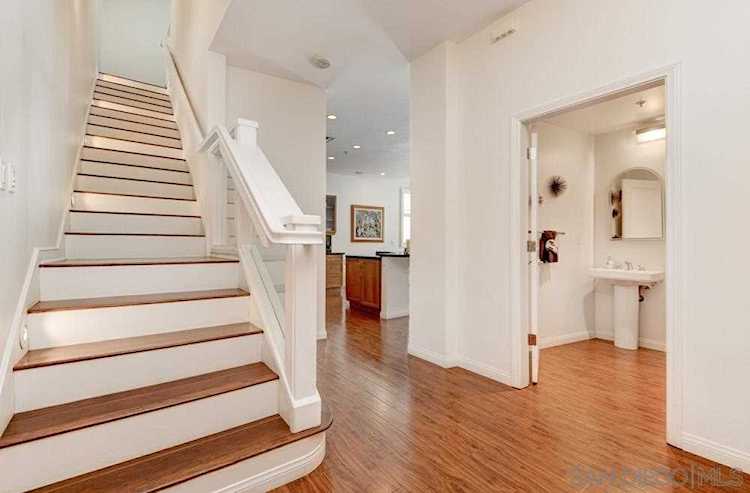 110 W Island Ave San Diego, CA 92101