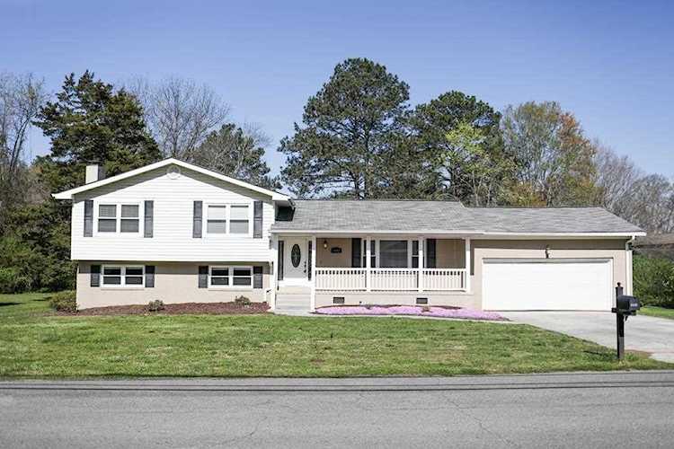 3443 Clearwater Drive NE Cleveland, TN 37312
