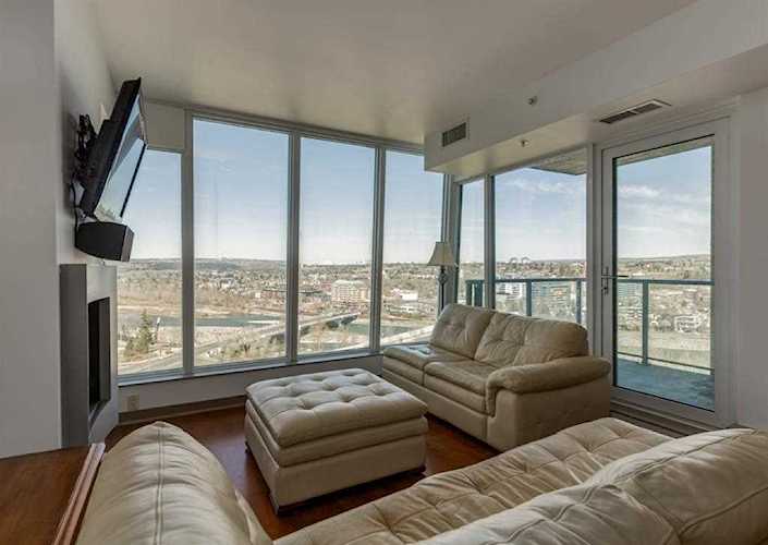 888 4 Ave SW #1602 Calgary, AB T2P 0V2