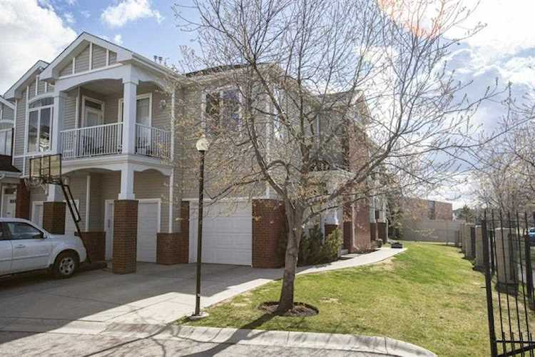 8000 Wentworth Dr SW #1205 Calgary, AB T3H 5K9