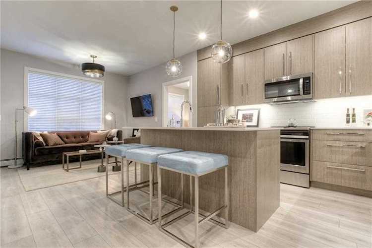 383 Smith St NW #103 Calgary, AB T3B 6J9