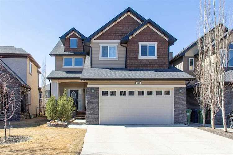 986 Coopers Dr SW Airdrie, AB T4B 2Z4