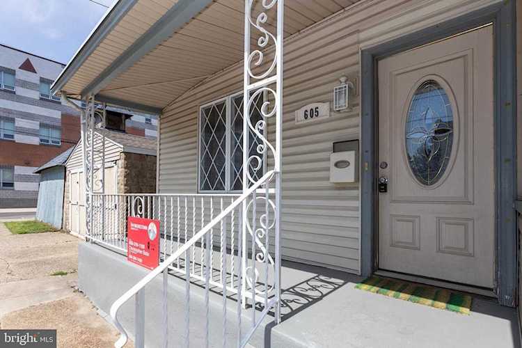 605 Powell St Gloucester City, NJ 08030