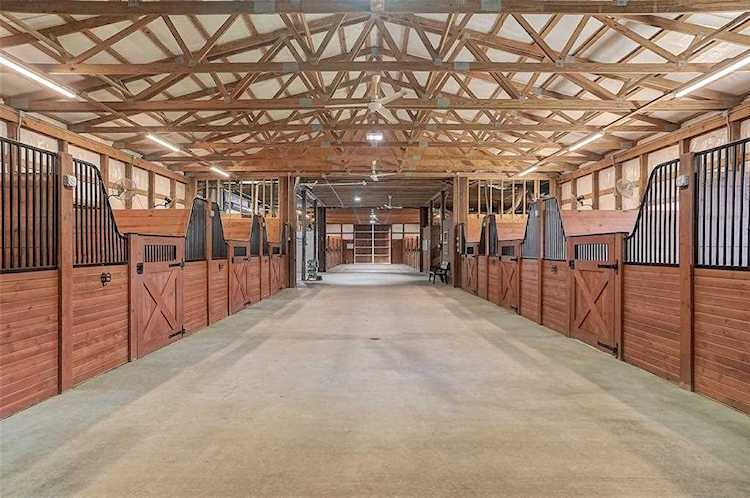 11942 Fm 428 Aubrey, TX 76227