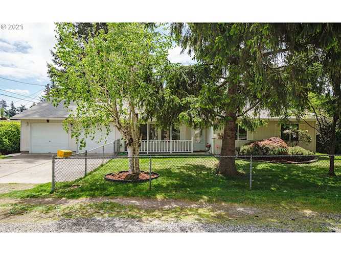 11136 SE Alder St Portland, OR 97216