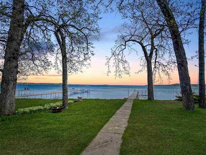 2159 Middleton Beach Rd Middleton, WI 53562-2904