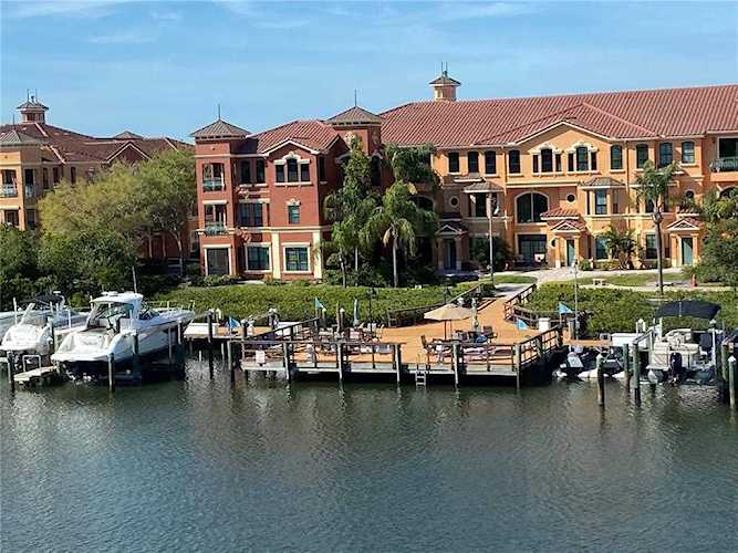 2746 Via Tivoli #122A Clearwater, FL 33764