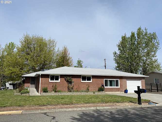 417 Brashear Way Goldendale, WA 98620