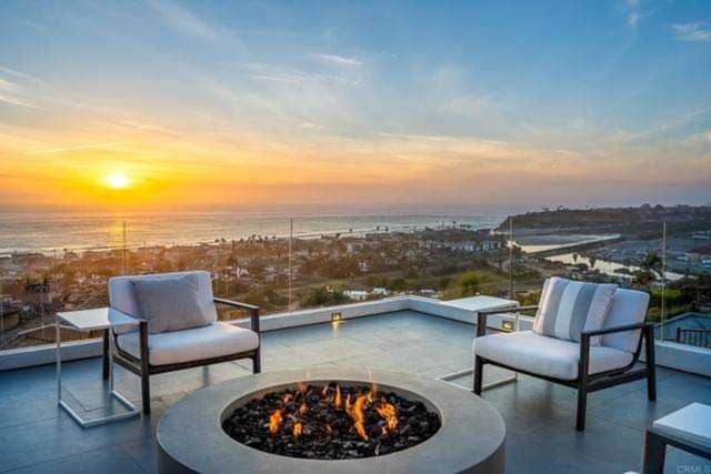 2115 Balboa Avenue Del Mar, CA 92014