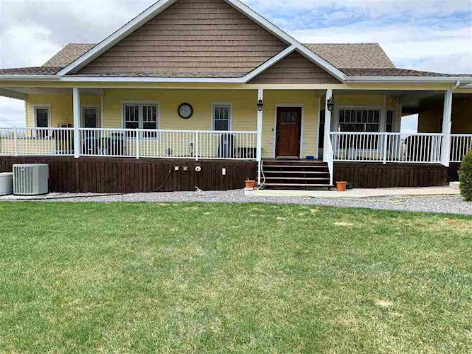 8327 Twp Rd 552 Rural Yellowhead, AB T0E 0T0
