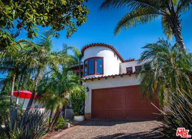 5864 Abernathy Dr Los Angeles, CA 90045