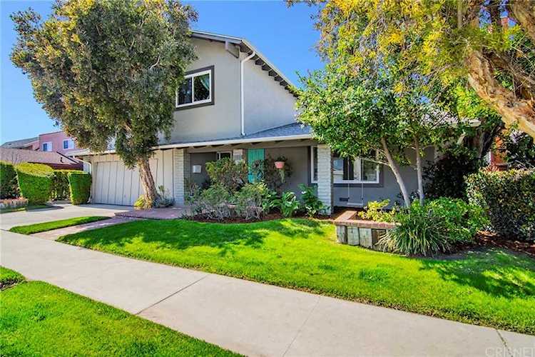 5481 Katherine Ave, Sherman Oaks, CA 91401 | RubyHome Photo 1