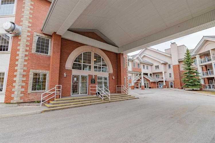 223 Tuscany Springs Blvd NW #218 Calgary, AB T3L 2M2