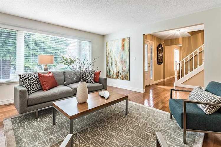 1004 Kildonan Place SW Calgary, AB T2V 4A9