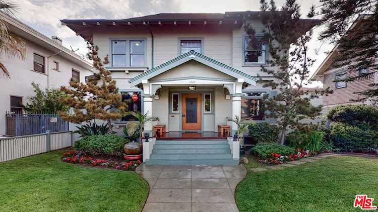 2624 Van Buren Place Los Angeles, CA 90007