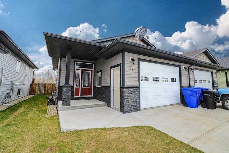 33 Destiny Way Olds, AB T4H 0C5