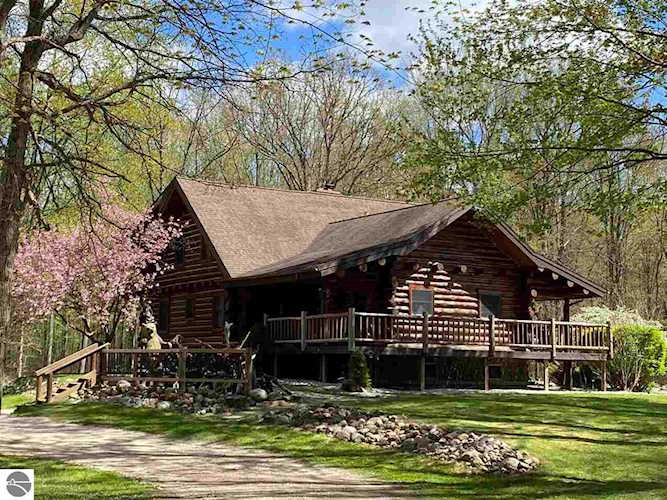 3833 S Chippewa Road Mt Pleasant, MI 48858