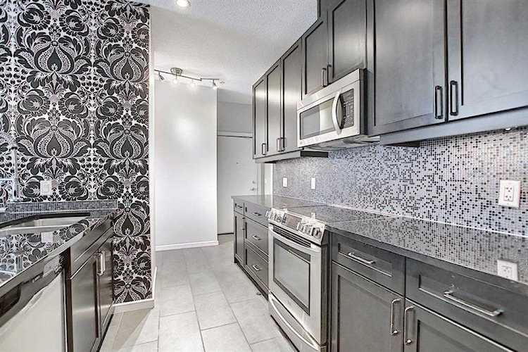 211 13 Ave SE #2801 Calgary, AB T2G 1E1
