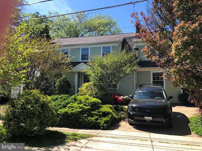 8106 Maple Ridge Rd Bethesda, MD 20814 | MLS ® MDMC756306 Photo 1