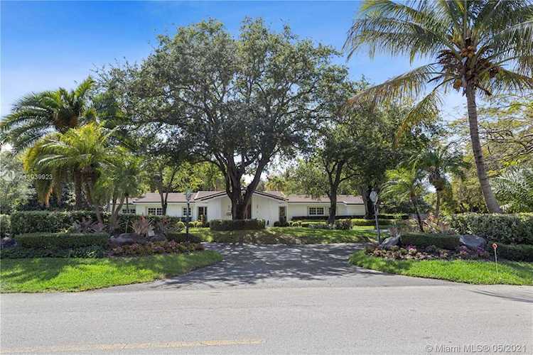 11700 SW 60th Ave Pinecrest, FL 33156