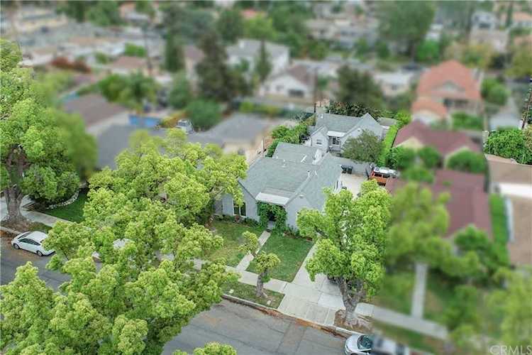 1044 E San Jose Ave, Burbank, CA 91501 | RubyHome Photo 1