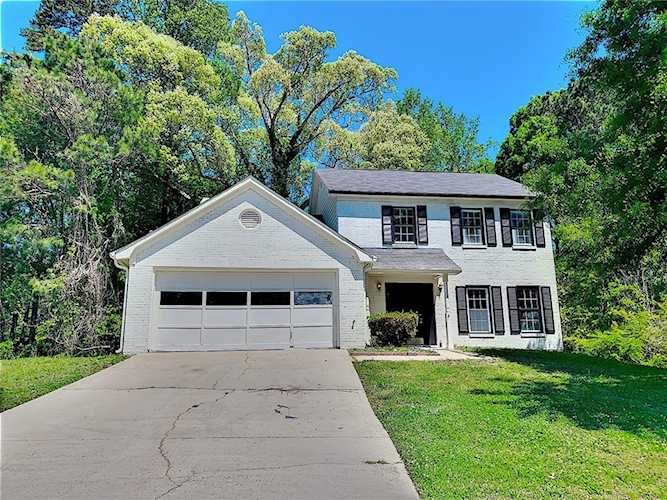 4776 Brasac Dr, Stone Mountain, GA 30083 - Premier Atlanta Real Estate Photo 1