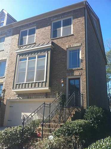 390 Mystic Ridge Ln, Atlanta, GA. 30342 | #6878123 Photo 1