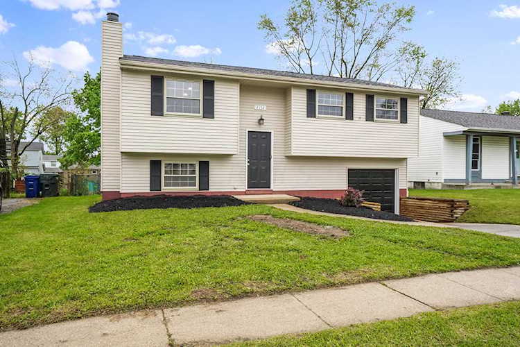2172 Drumlin Drive Grove City, OH 43123 | MLS 221015105 Photo 1