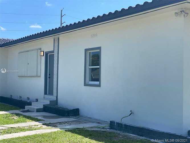 5896 NW 3rd Ave Miami, FL 33127
