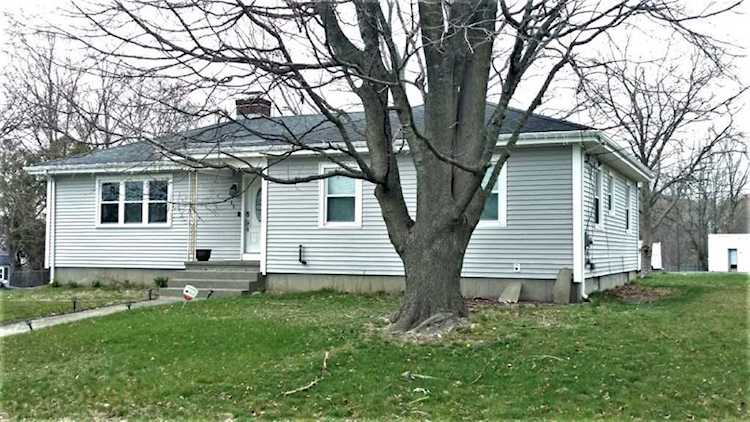 11 Old Providence Rd Swansea, MA 02777