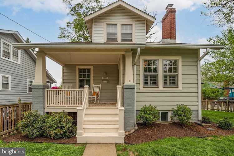 7909 Chicago Ave Silver Spring, MD 20910 | MLS ® MDMC756154 Photo 1