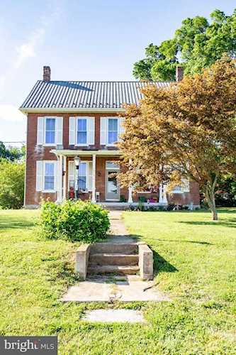 3910 Bark Hill Rd Union Bridge, MD 21791