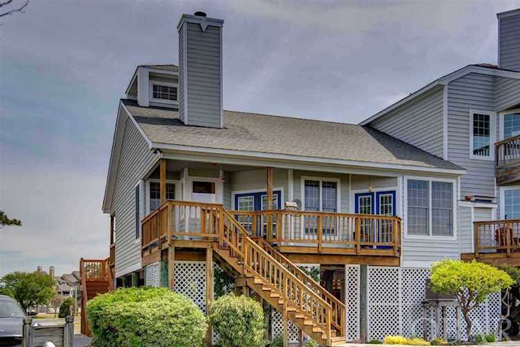 105 Sextant Court Manteo, NC 27954