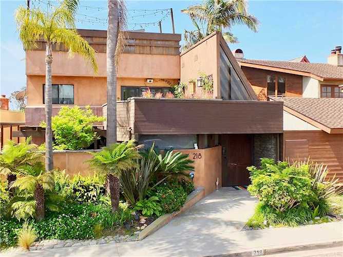 218 Electric Ave Seal Beach, CA 90740