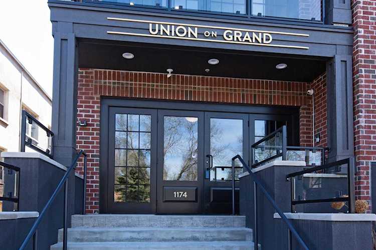 1174 Grand Avenue #201 Saint Paul, MN 55105