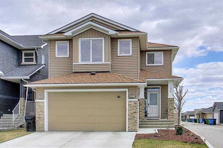 194 Redstone Park NE Calgary, AB T3N 0P9