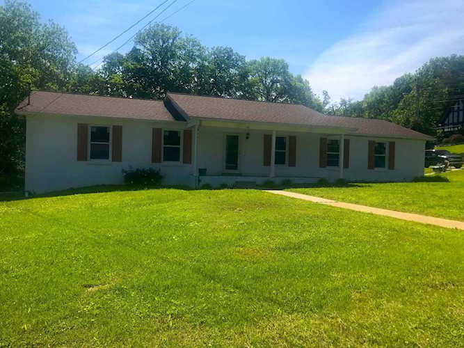 1318 Jackson Dr Pulaski, TN 38478 | MLS 2252782 Photo 1